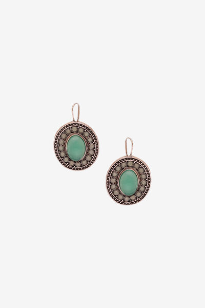 A Whirl of Wonder Studs